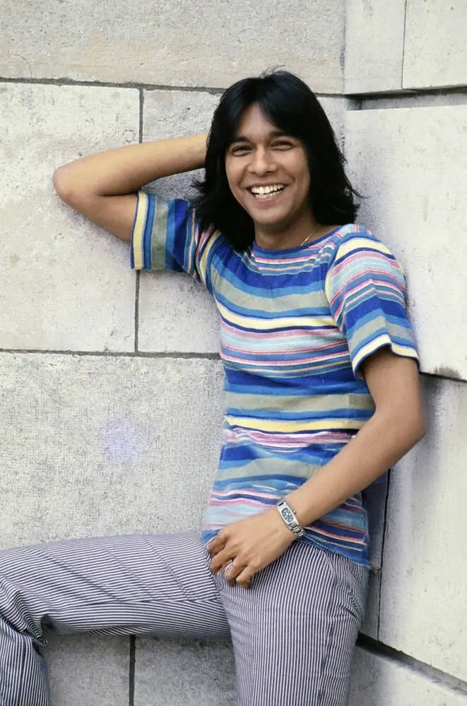 Dato Shake, 1977
